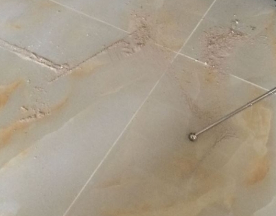 海陵瓷砖空鼓维修公司分享粘合剂选择不当在瓷砖铺贴过程中可能导致以下问题